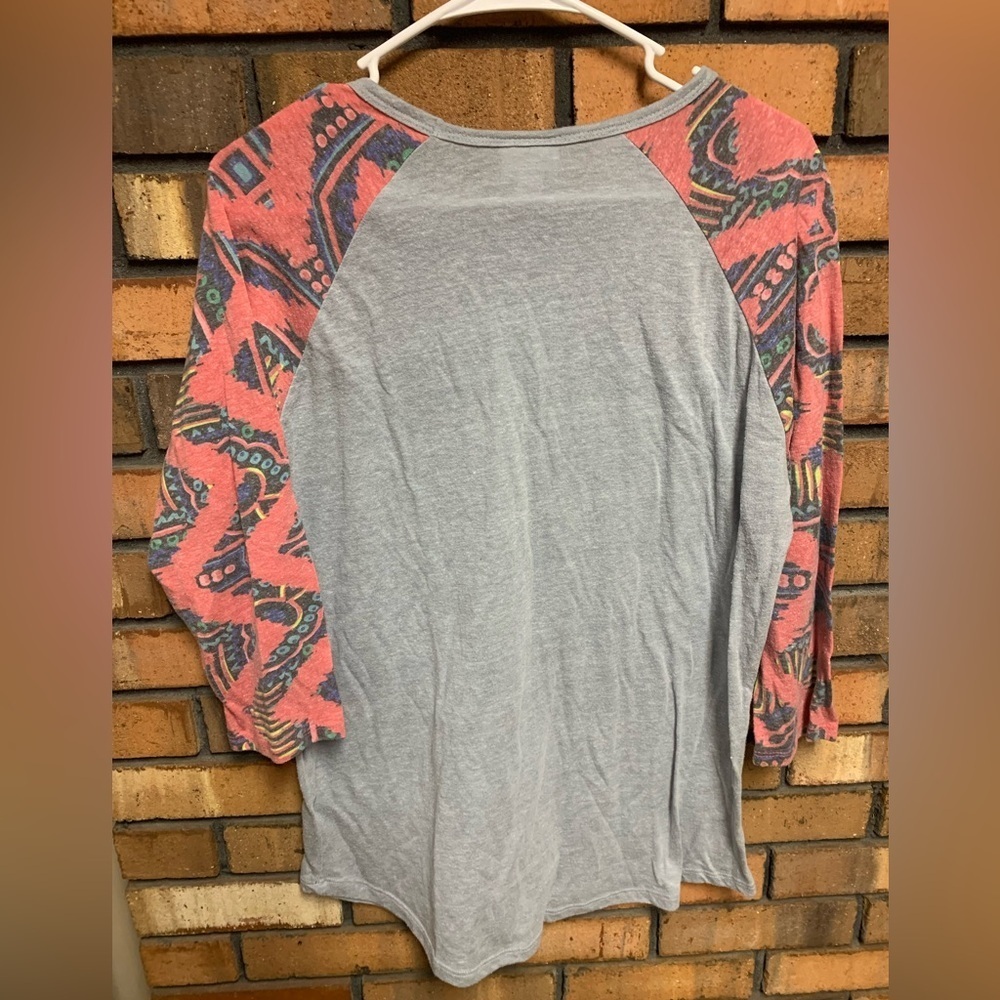 LuLaRoe Randy Top - Picture 2 of 3